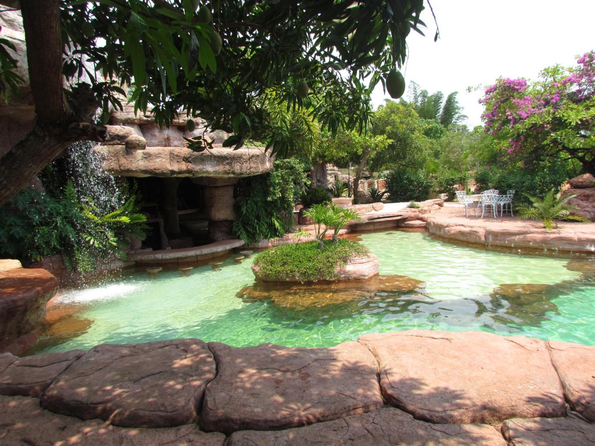 Casa De Guimaraes - Hotel Chapada dos Guimaraes Ngoại thất bức ảnh